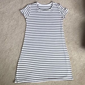Maternity T-shirt dress
